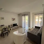 And Markovski Pensión 4*