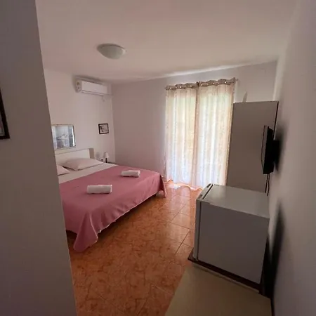 And Markovski Guest house