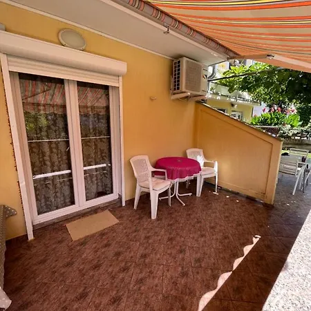 Guest house And Markovski Palit