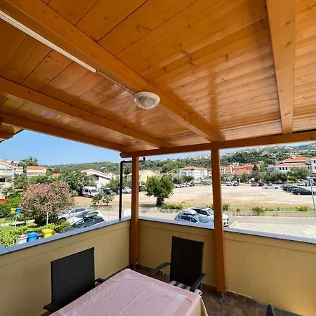 Gasthuis And Markovski