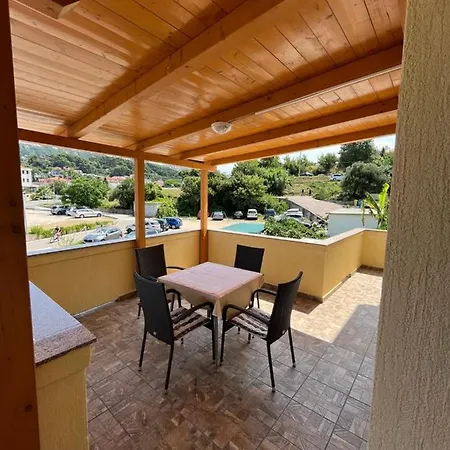 Guest house And Markovski