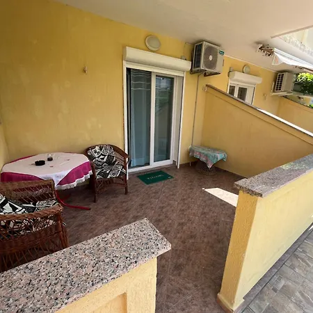 Guest house And Markovski Palit