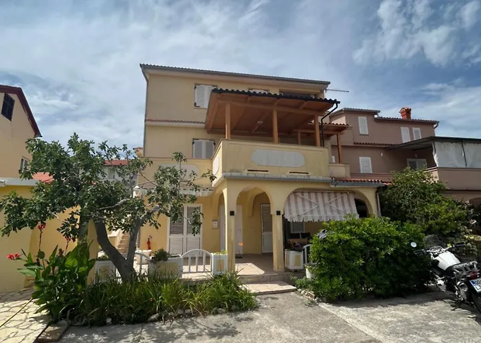 And Markovski Casa de hóspedes Palit