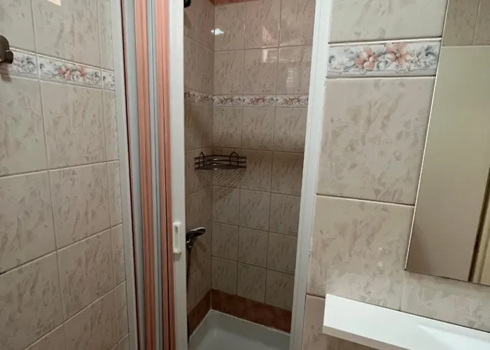 Casa de hóspedes And Markovski